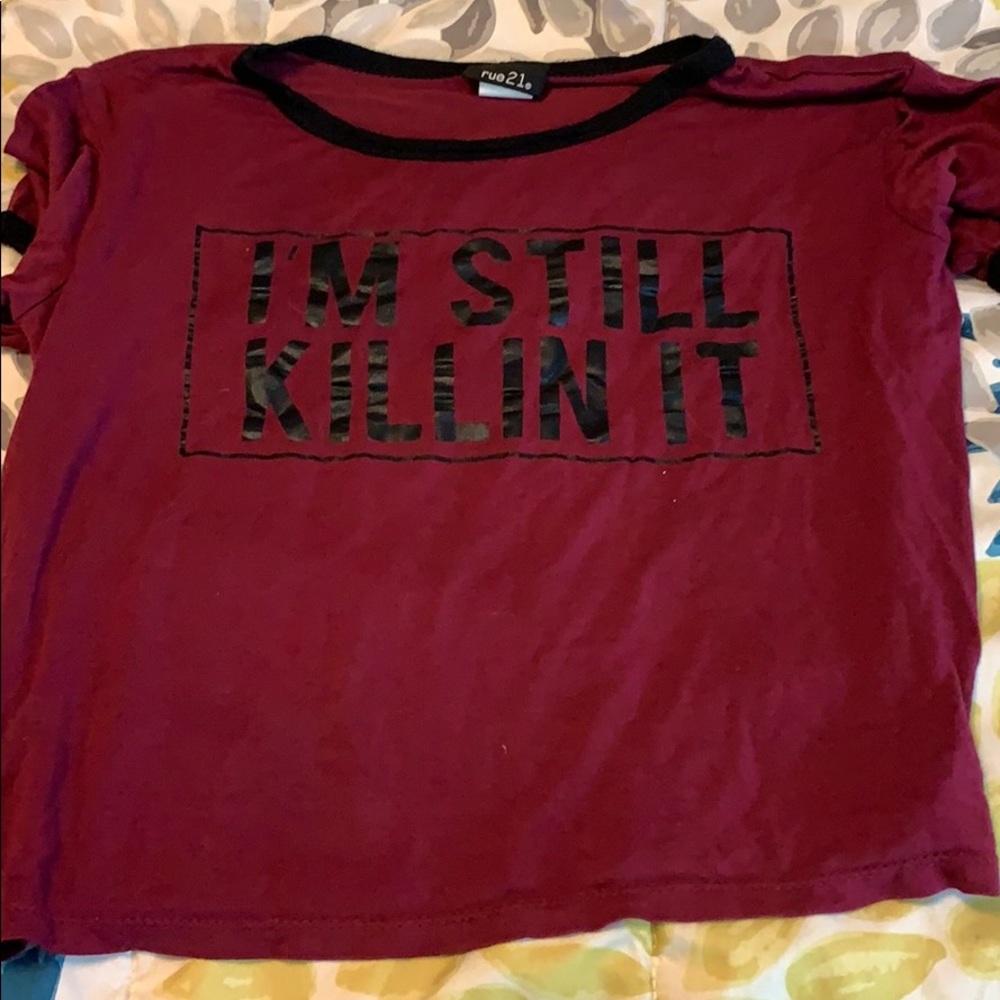 Burgundy slightly cropped tee